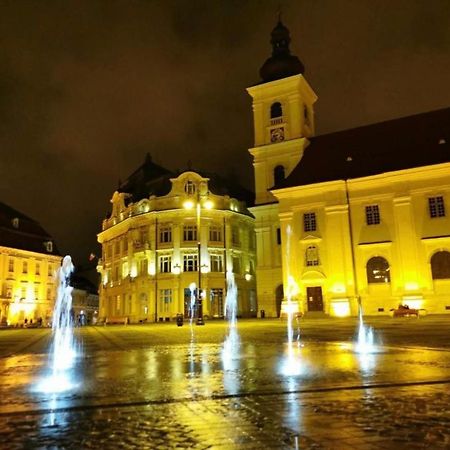 Wall St House Sibiu Buitenkant foto
