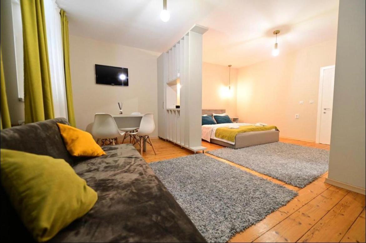 Wall St House Sibiu Buitenkant foto